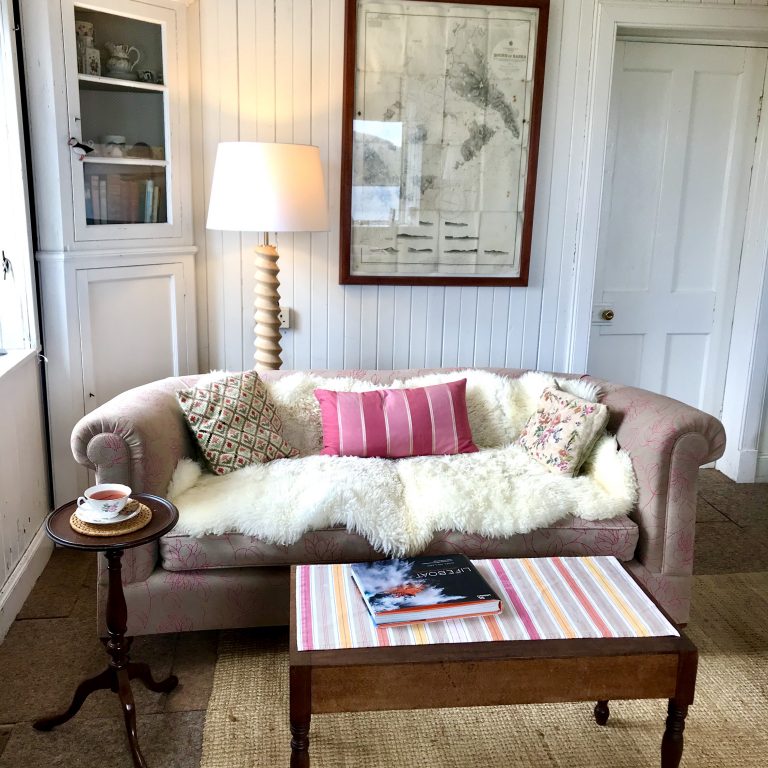 Livingroom sofa 1 768x768
