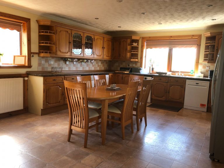 Kitchen 768x576