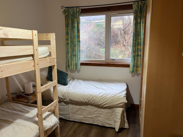 tripleroom2 768x576